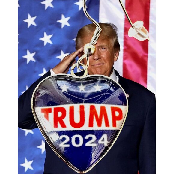 Trump 2024 MAGA Earrings Patriotic New Heart Shaped Dangle Hooks Electi… - Picture 7 of 12
